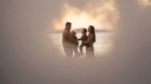dramatic family photos fog